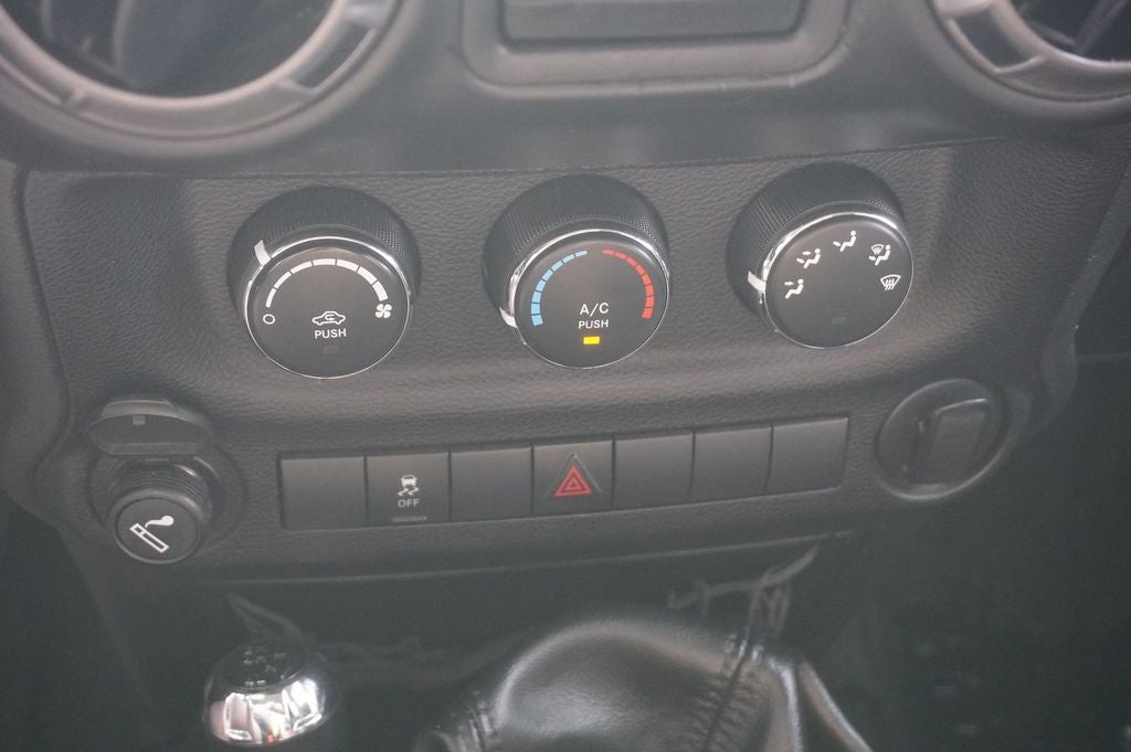 2016 Jeep Wrangler Willys Wheeler