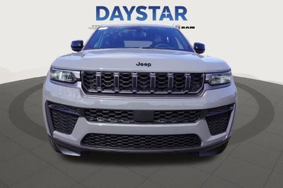 2027 Jeep Grand Cherokee GRAND CHEROKEE LAREDO ALTITUDE 4X4