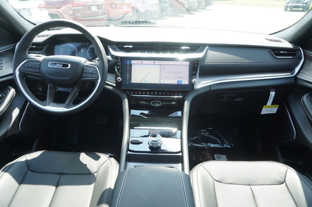 2026 Jeep Grand Cherokee GRAND CHEROKEE LIMITED RESERVE 4X4