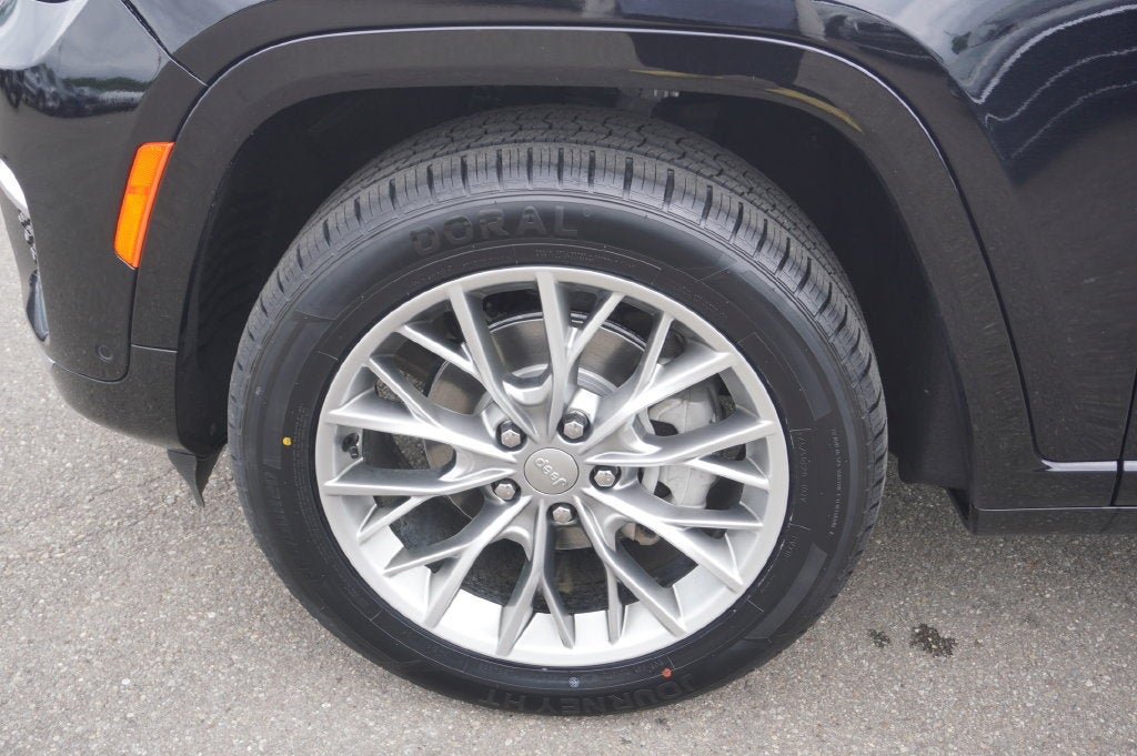 2023 Jeep Grand Cherokee Summit 4x4