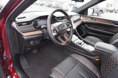 2025 Jeep Grand Cherokee Summit 4x4