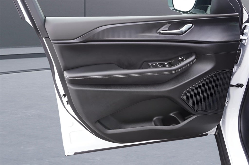 2025 Jeep Grand Cherokee GRAND CHEROKEE L ALTITUDE 4X4