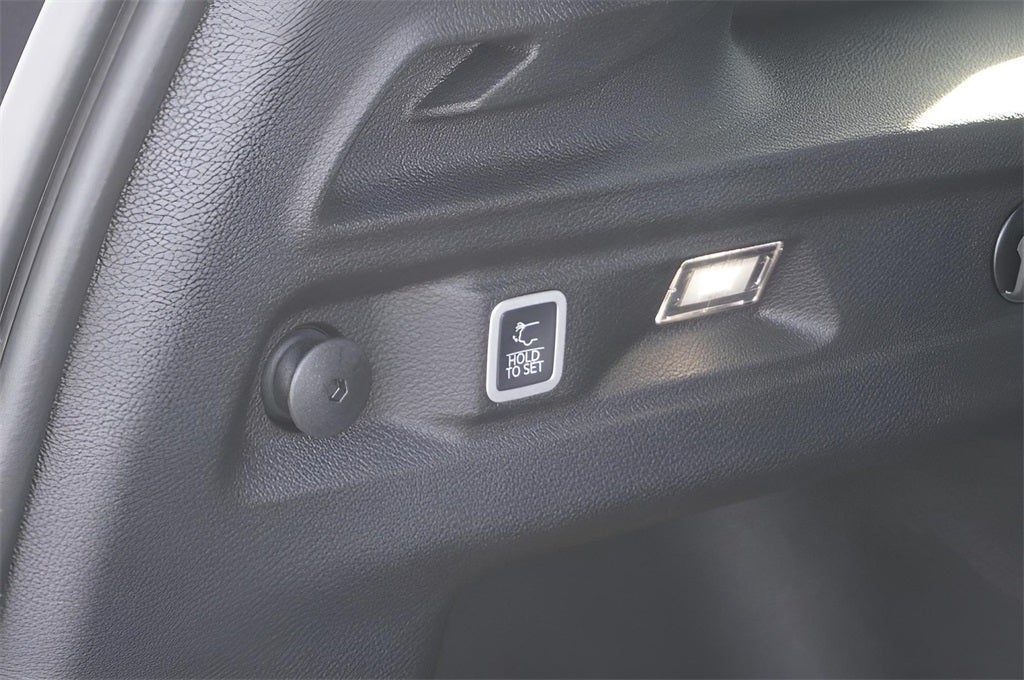 2025 Jeep Grand Cherokee GRAND CHEROKEE L ALTITUDE 4X4