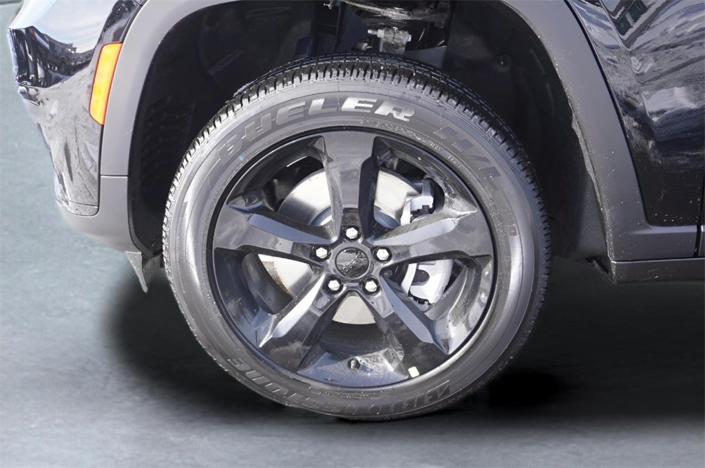 2025 Jeep Grand Cherokee GRAND CHEROKEE L ALTITUDE 4X4