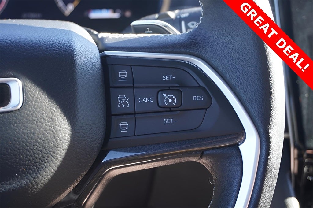 2022 Jeep Grand Cherokee L Altitude 4x4