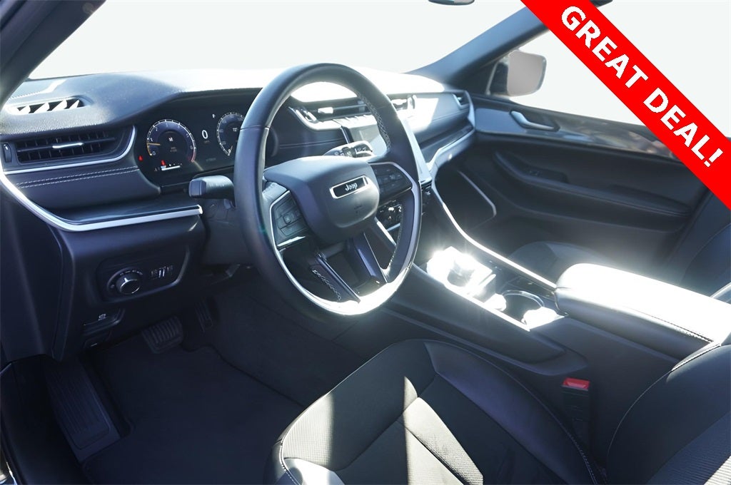 2022 Jeep Grand Cherokee L Altitude 4x4