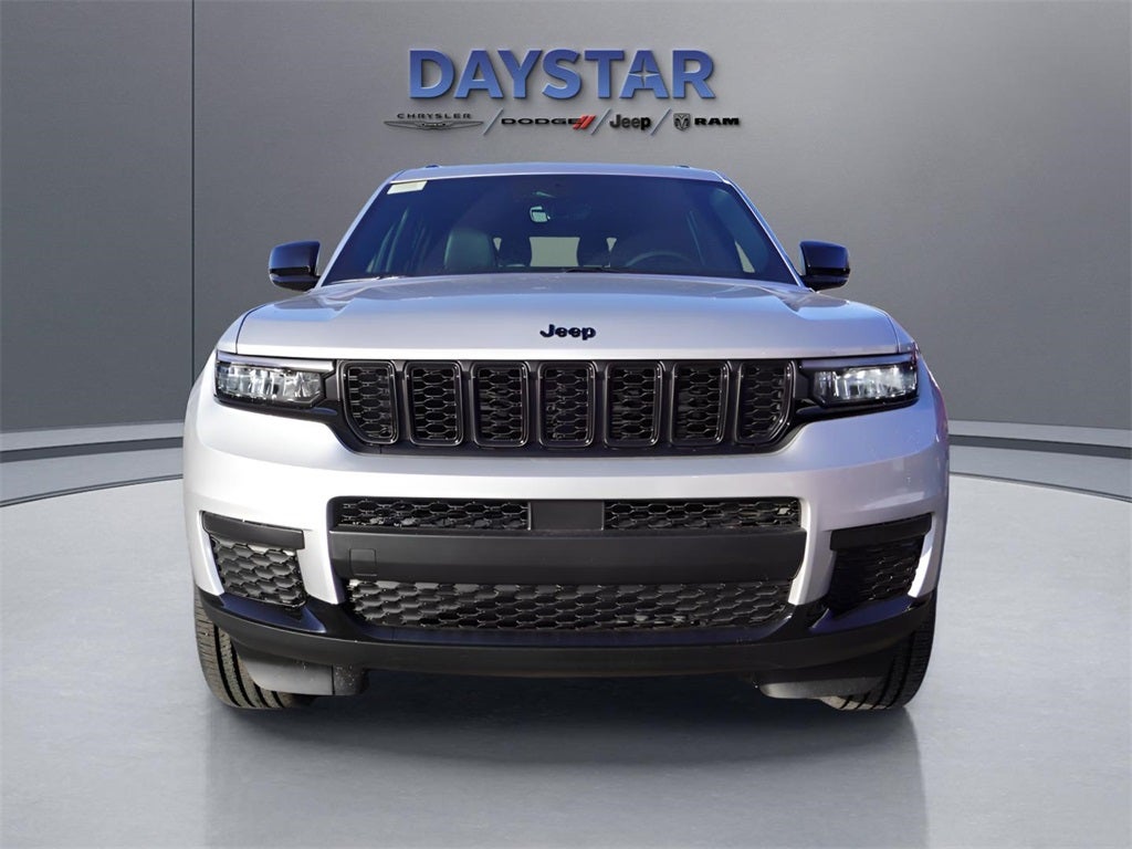 2025 Jeep Grand Cherokee GRAND CHEROKEE L ALTITUDE 4X4
