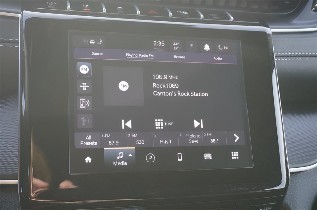 2025 Jeep Grand Cherokee GRAND CHEROKEE L ALTITUDE 4X4