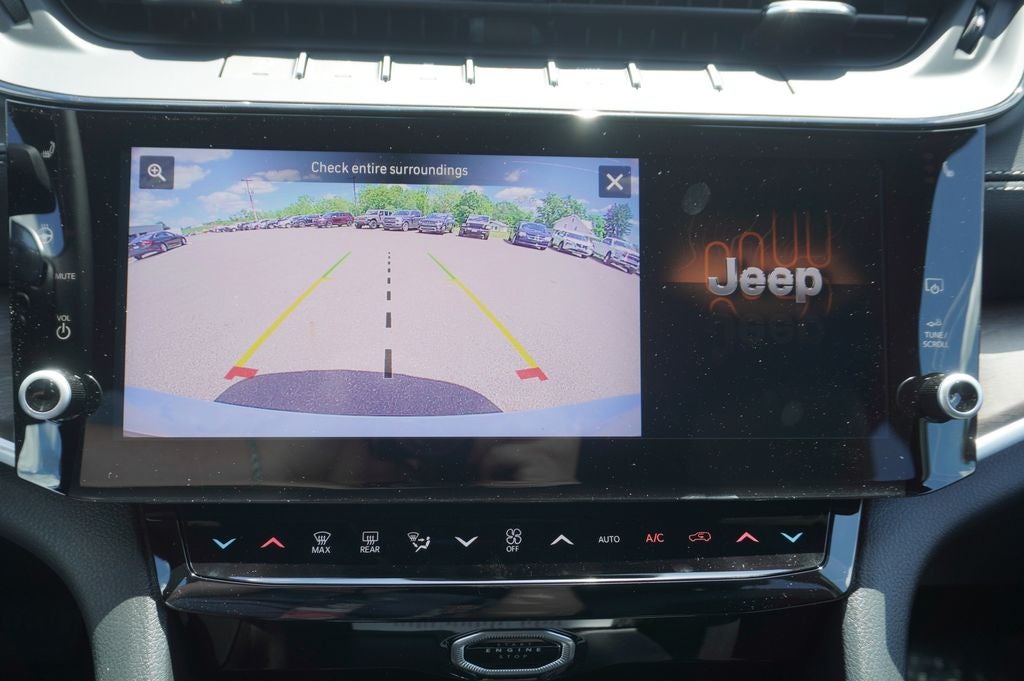 2026 Jeep Grand Cherokee GRAND CHEROKEE L LAREDO ALTITUDE 4X4