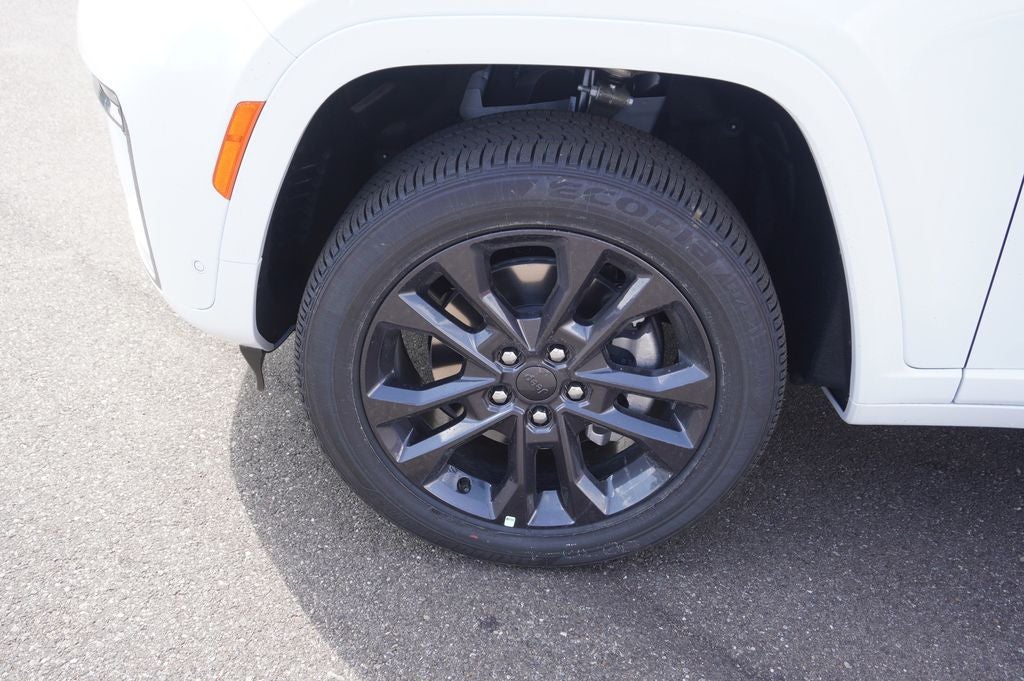 2026 Jeep Grand Cherokee GRAND CHEROKEE L LIMITED RESERVE 4X4