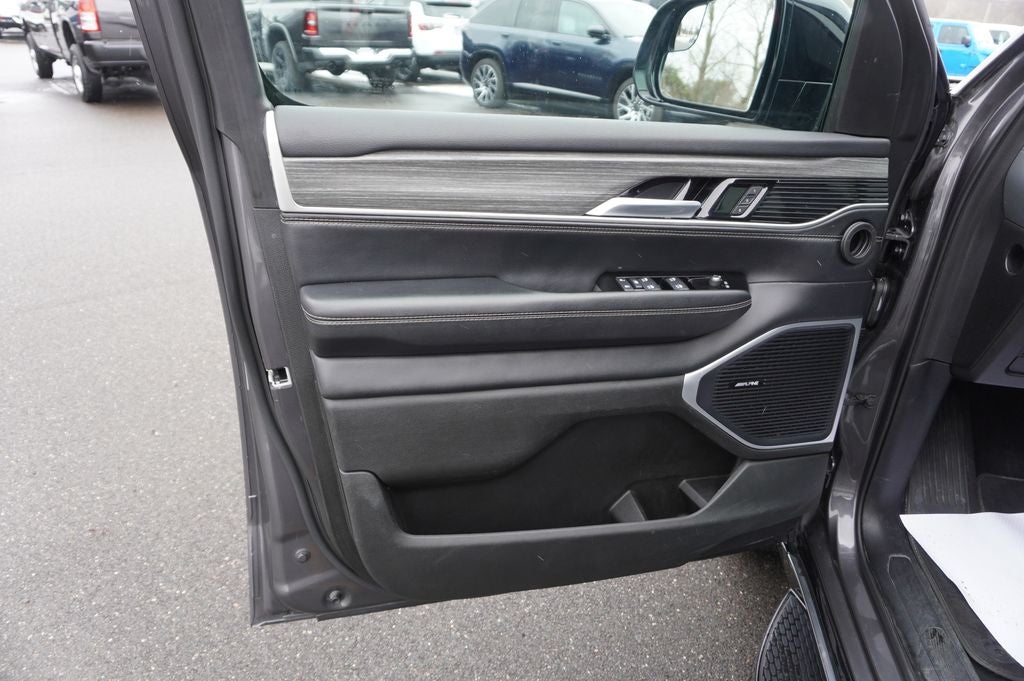 2024 Jeep Wagoneer L Series II 4x4