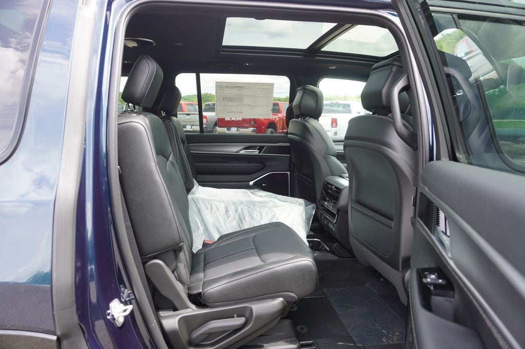2026 Jeep Grand Wagoneer GRAND WAGONEER LIMITED ALTITUDE 4X4