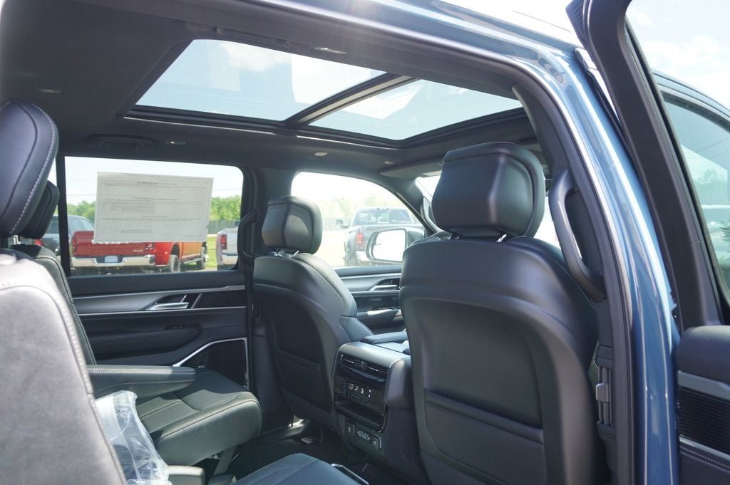 2026 Jeep Grand Wagoneer GRAND WAGONEER LIMITED ALTITUDE 4X4
