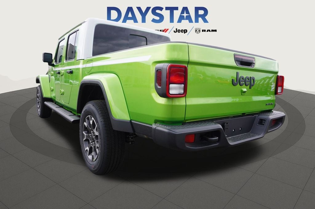2026 Jeep Gladiator GLADIATOR SAHARA 4X4