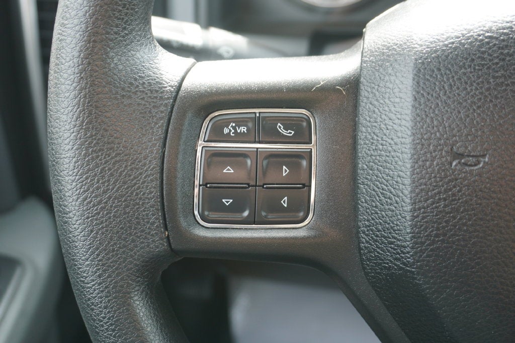 2020 RAM 1500 Classic Warlock Quad Cab 4x4 6'4' Box
