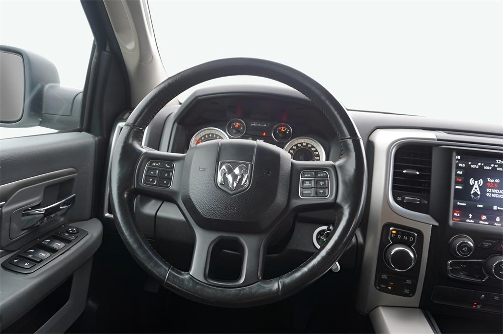 2019 RAM 1500 Classic Lone Star Crew Cab 4x4 5'7' Box