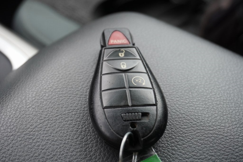 2019 RAM 1500 Classic Lone Star Crew Cab 4x4 5'7' Box