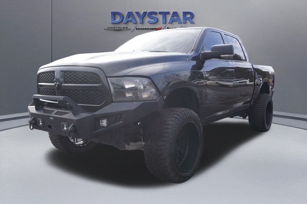 2018 RAM 1500 Lone Star Crew Cab 4x4 5'7' Box