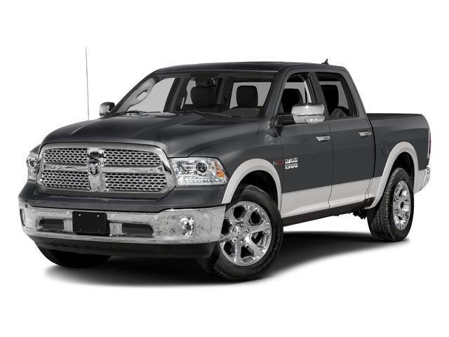 2017 RAM 1500 Laramie Crew Cab 4x4 6'4' Box