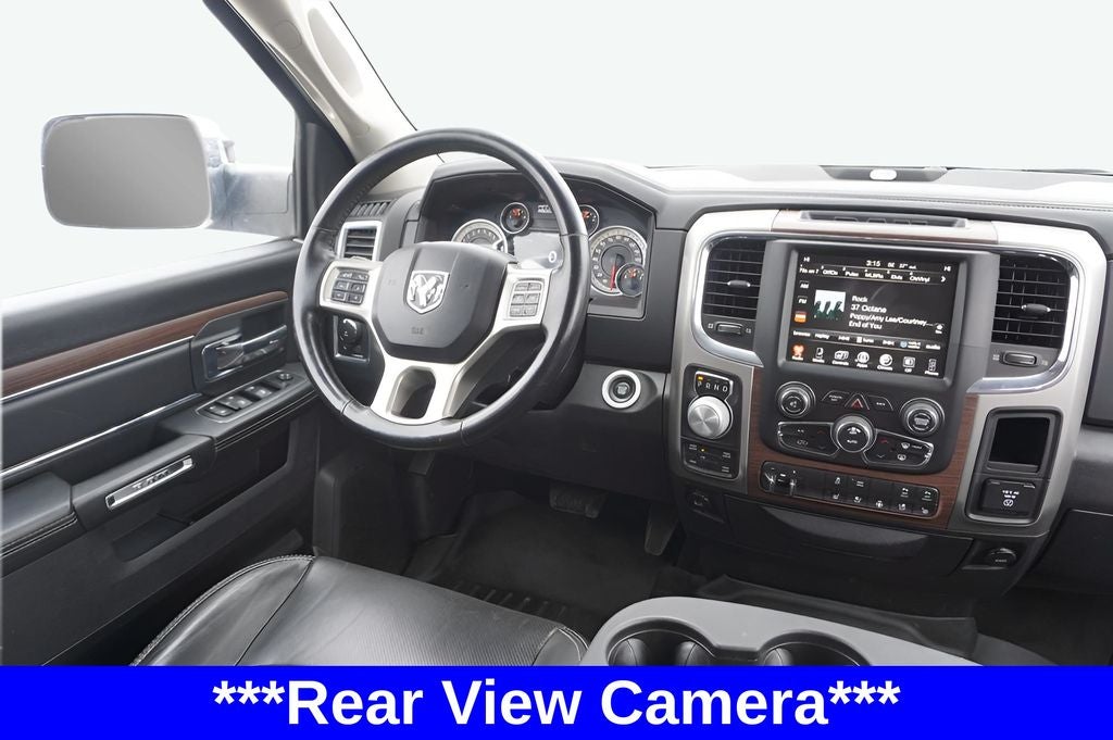 2017 RAM 1500 Laramie Crew Cab 4x4 6'4' Box