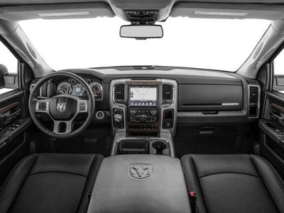 2017 RAM 1500 Laramie Crew Cab 4x4 6'4' Box