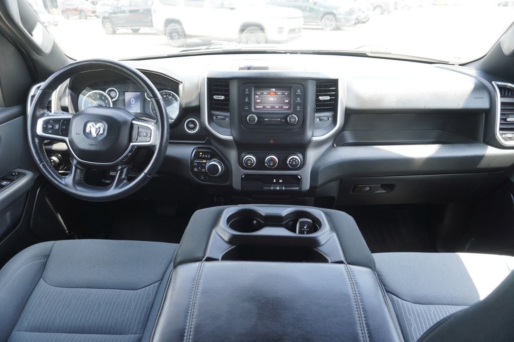 2022 RAM 1500 Big Horn Quad Cab 4x4 6'4' Box