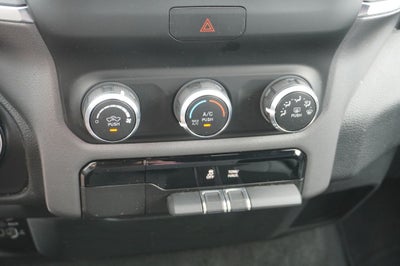 2024 RAM 1500 Big Horn Quad Cab 4x4 6'4' Box