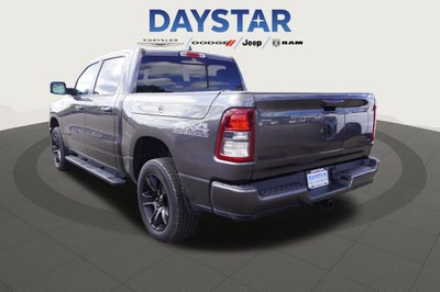 2020 RAM 1500 Big Horn Crew Cab 4x4 5'7' Box