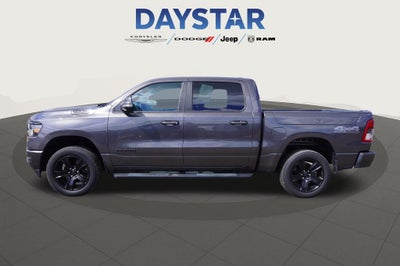 2020 RAM 1500 Big Horn Crew Cab 4x4 5'7' Box