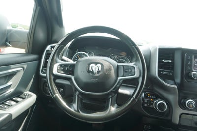 2021 RAM 1500 Big Horn Quad Cab 4x4 6'4' Box