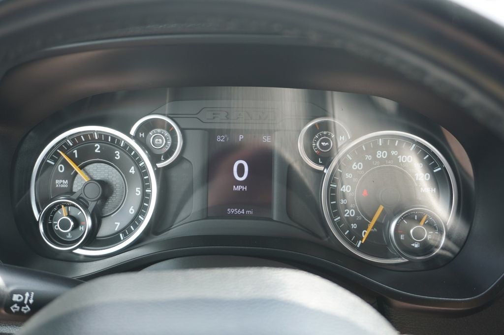 2021 RAM 1500 Big Horn Quad Cab 4x4 6'4' Box