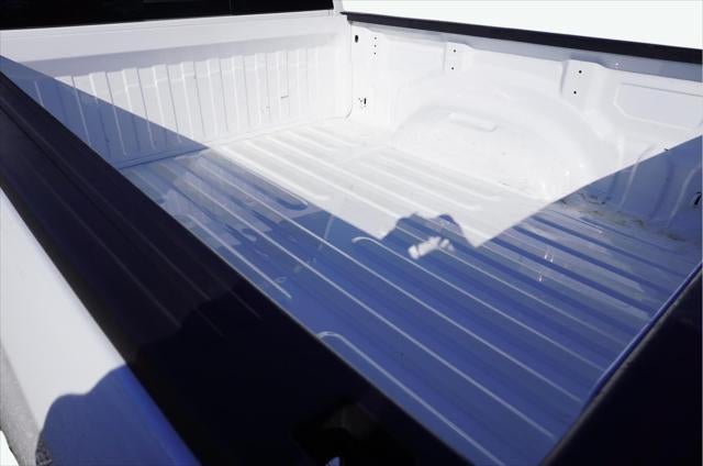 2022 RAM 1500 Big Horn Quad Cab 4x4 6'4' Box