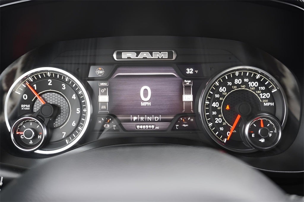 2023 RAM 1500 Big Horn Quad Cab 4x4 6'4' Box