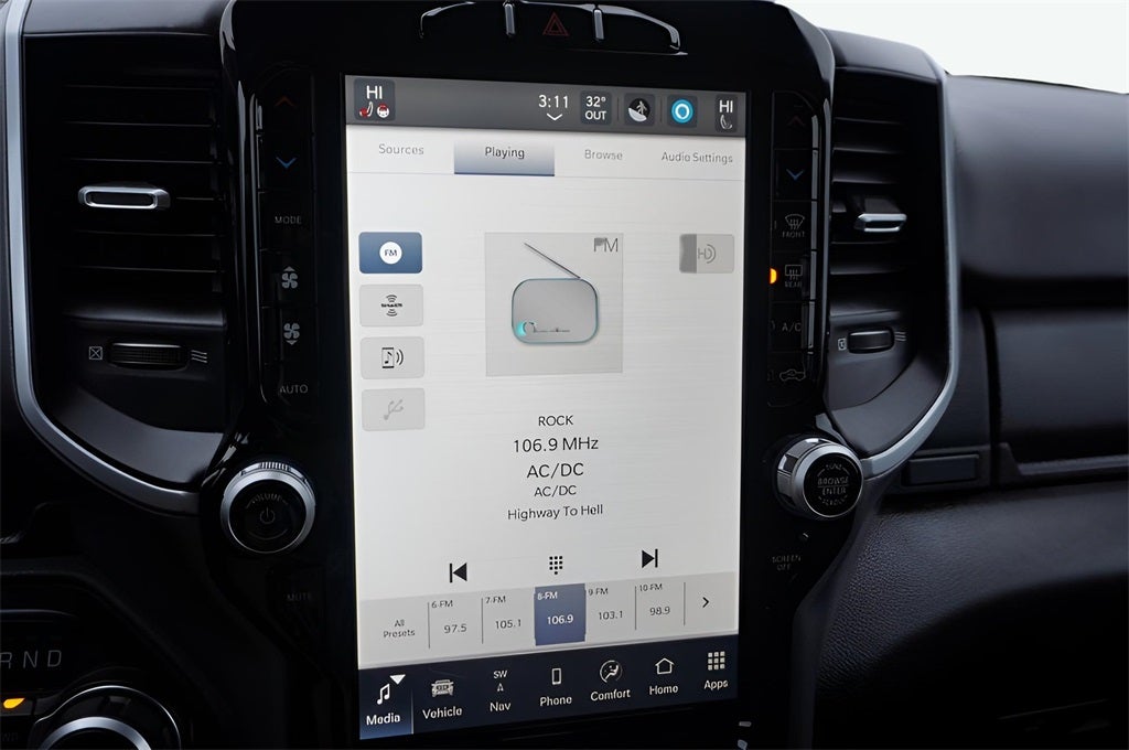 2023 RAM 1500 Big Horn Quad Cab 4x4 6'4' Box