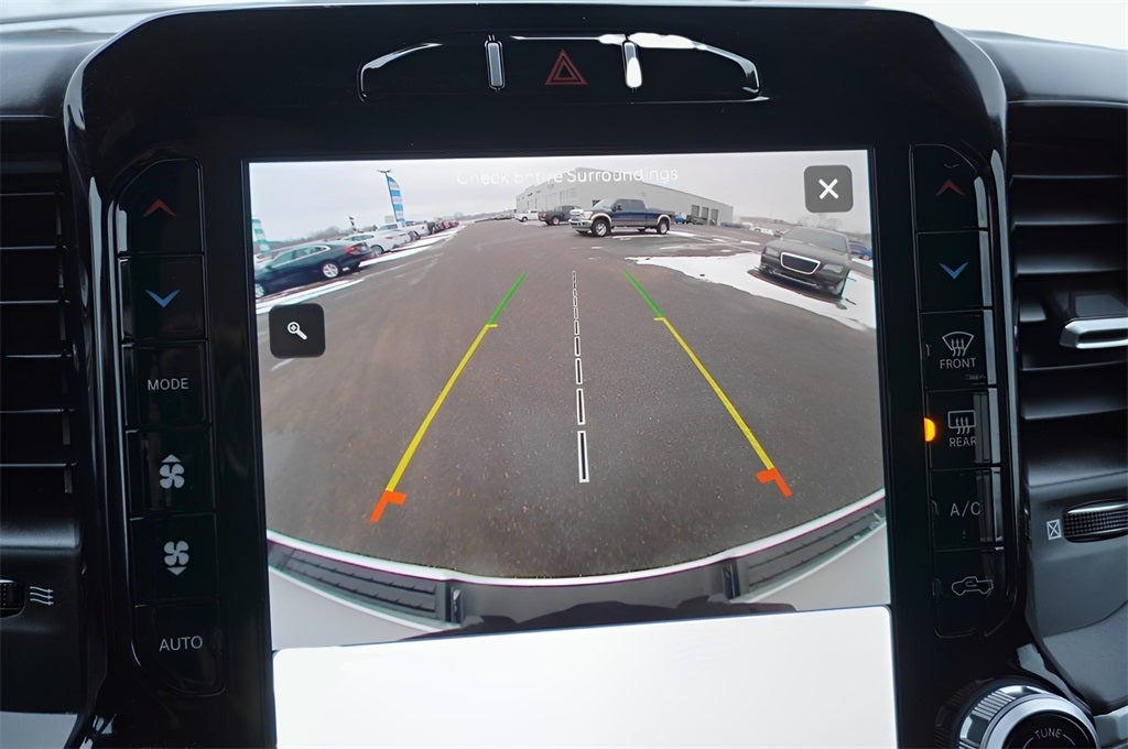 2023 RAM 1500 Big Horn Quad Cab 4x4 6'4' Box