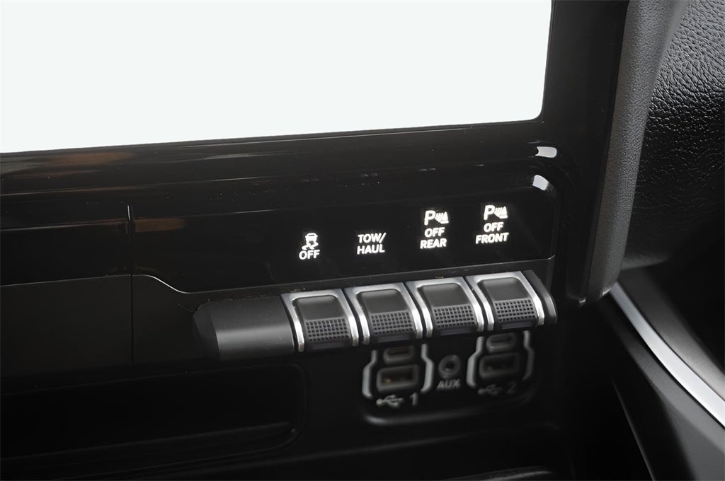 2023 RAM 1500 Big Horn Quad Cab 4x4 6'4' Box