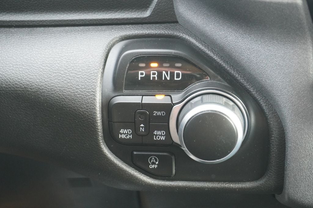 2024 RAM 1500 Tradesman Quad Cab 4x4 6'4' Box