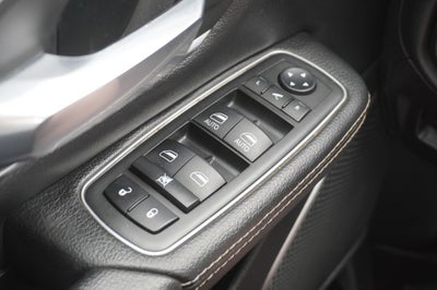 2019 RAM 1500 Laramie Quad Cab 4x4 6'4' Box