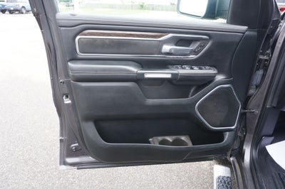 2019 RAM 1500 Laramie Quad Cab 4x4 6'4' Box