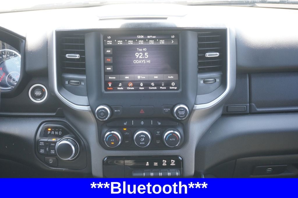 2020 RAM 1500 Big Horn Crew Cab 4x4 5'7' Box