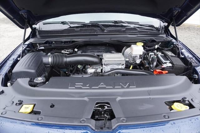 2023 RAM 1500 Big Horn Crew Cab 4x4 5'7' Box