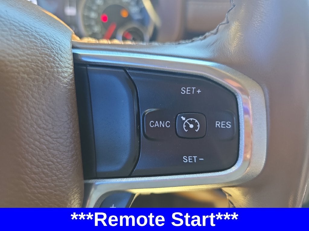 2019 RAM 1500 Laramie Crew Cab 4x4 5'7' Box