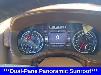 2019 RAM 1500 Laramie Crew Cab 4x4 5'7' Box
