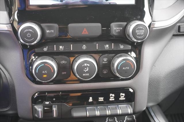 2022 RAM 1500 Laramie Crew Cab 4x4 5'7' Box