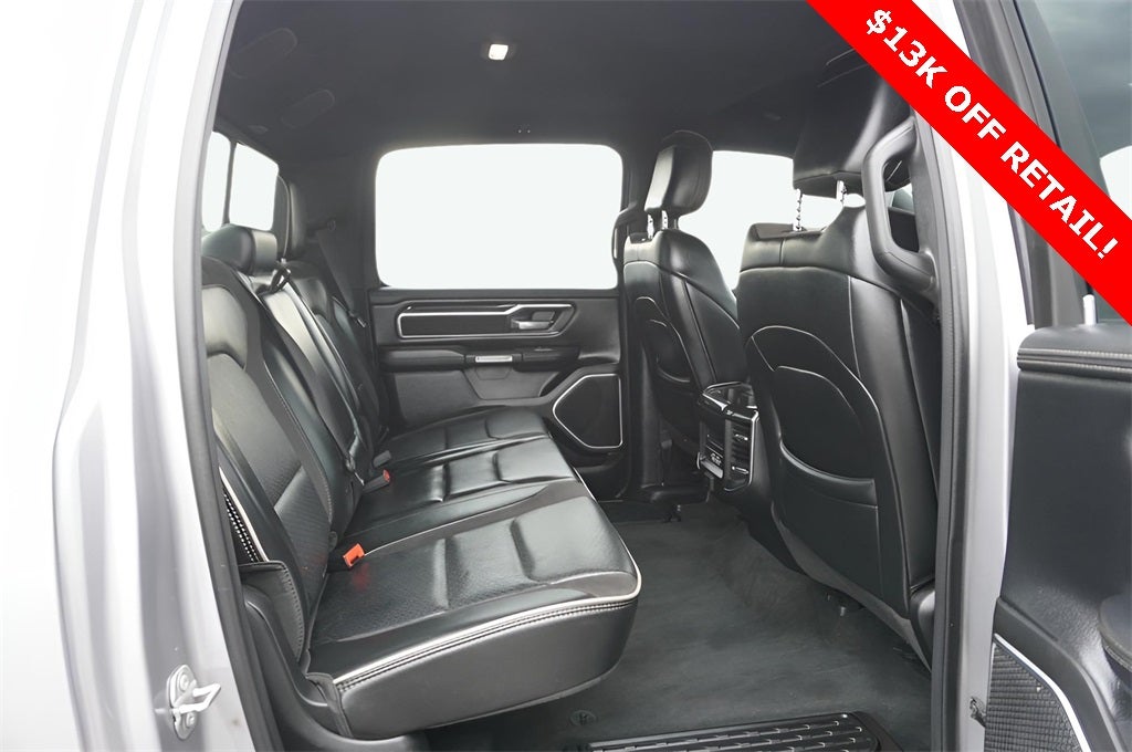 2022 RAM 1500 Laramie Crew Cab 4x4 5'7' Box