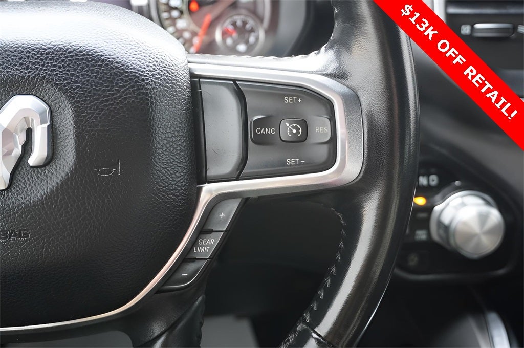 2022 RAM 1500 Laramie Crew Cab 4x4 5'7' Box