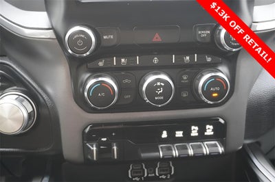 2022 RAM 1500 Laramie Crew Cab 4x4 5'7' Box