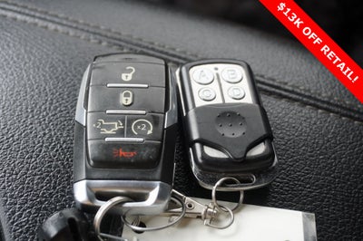 2022 RAM 1500 Laramie Crew Cab 4x4 5'7' Box