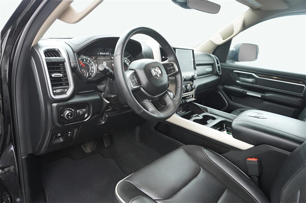 2021 RAM 1500 Laramie Crew Cab 4x4 5'7' Box