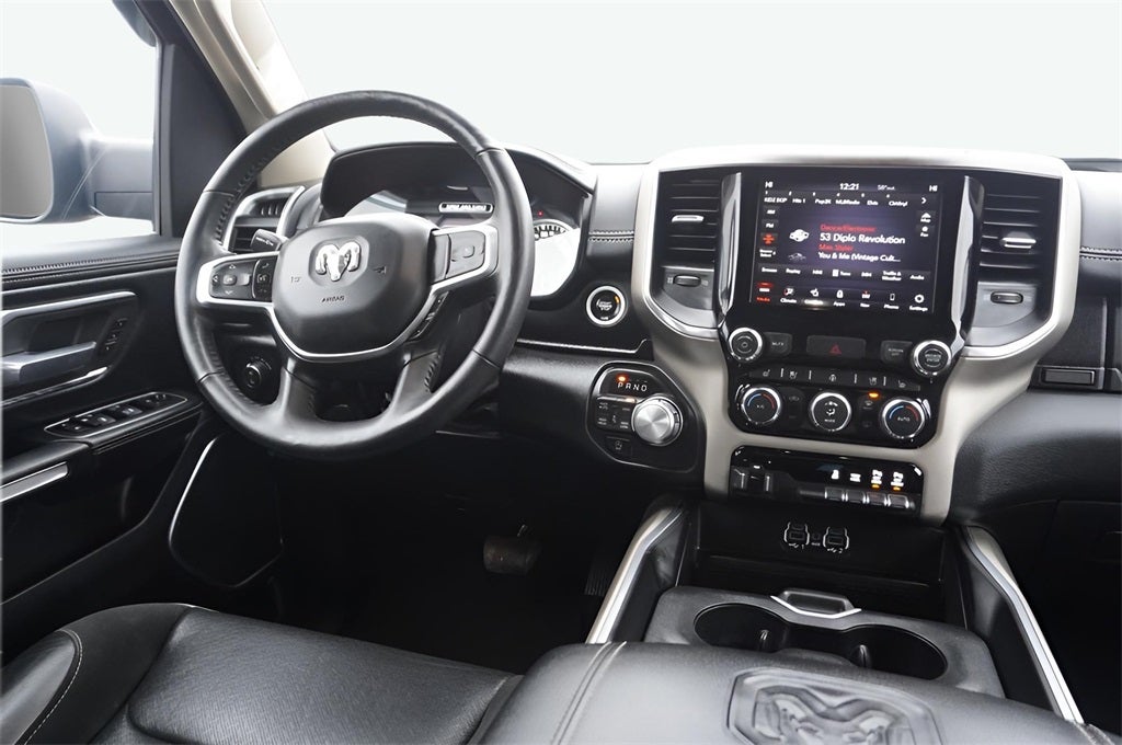 2021 RAM 1500 Laramie Crew Cab 4x4 5'7' Box